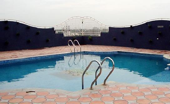 The Checkers Hotel Chennai Bagian luar foto